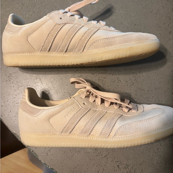 Samba OG Sneaker (Women) size 9.5
Width: medium
Color: sand / strata - Picture 6 of 12